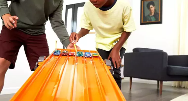 Hot Wheels Toy Car Track Set Super 6-Lane Raceway, 8Ft Track