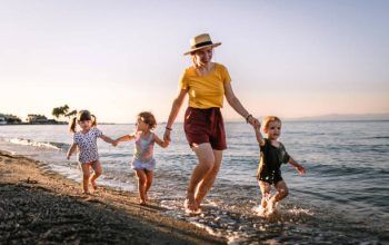Experienced Travel Nanny Wanted for Exclusive Dorado Beach