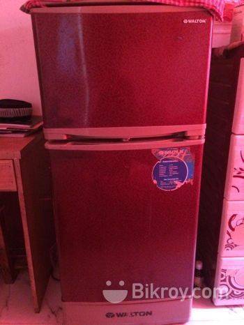 Walton Refrigerator (8.5 cft)