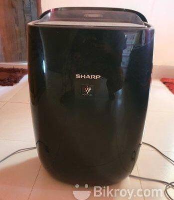 Only Few Months Used Sharp Air Purifier And Mosquito Catcher